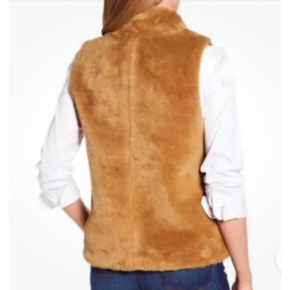 J. Crew Plush Fleece Tan Excursion Vest Small - Picture 2 of 8